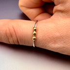 9ct gold bead fidget ring spinning beads detail