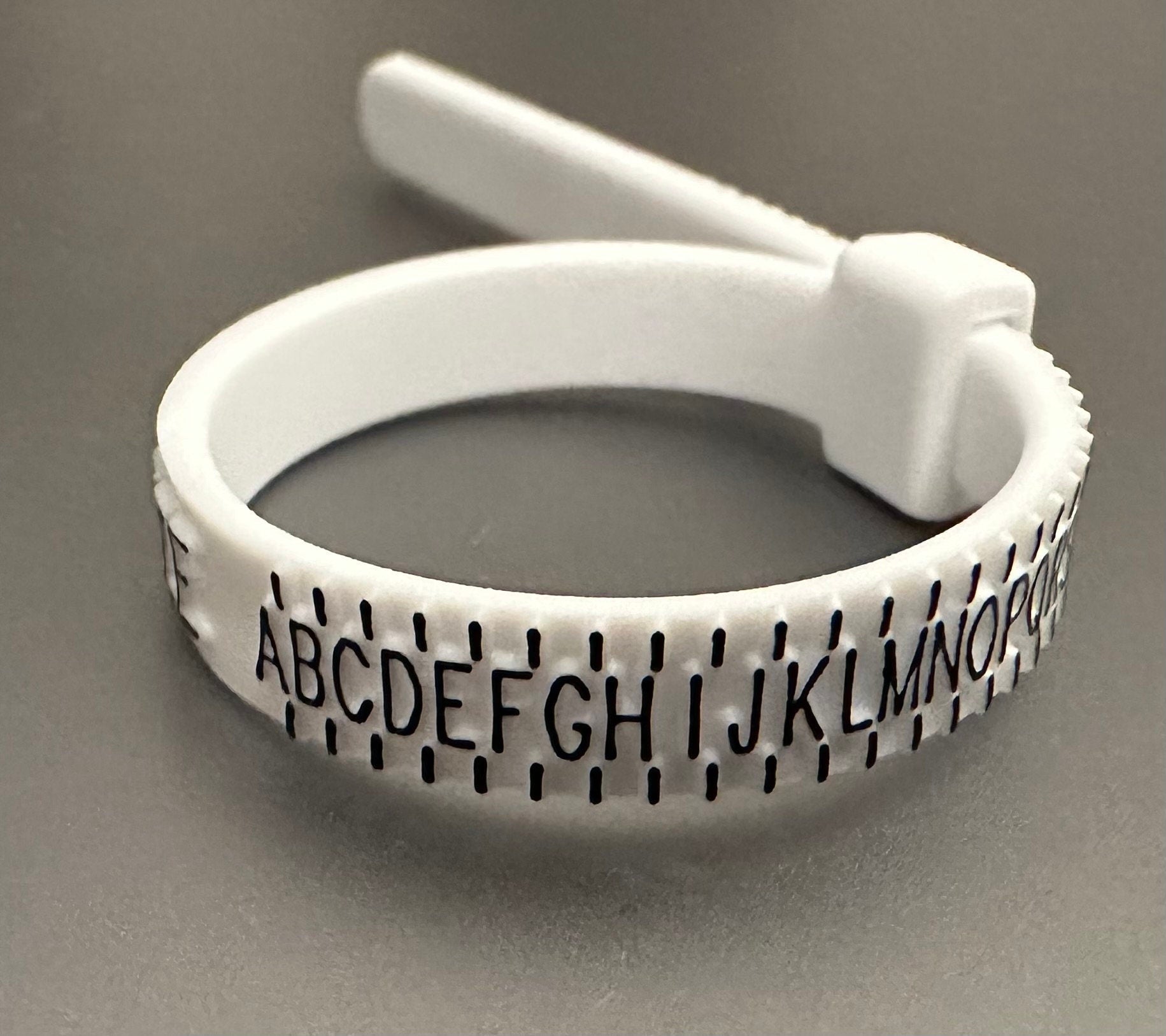 UK Ring Sizer | Finger | Toe | Measure | Adjustable and Reusable | A-Z+9 | Free Postage | Men | Women | Brand New
